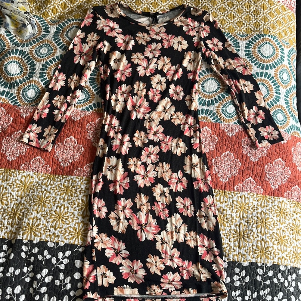 Floral Dress 🌹🌺💗